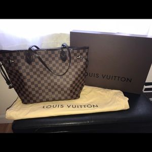 SOLD Louis Vuitton (LV) Neverfull MM